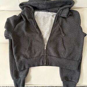 Brandy 🤍Melville Dark Gray Teen Zip-Up Hoodie. One size, Small